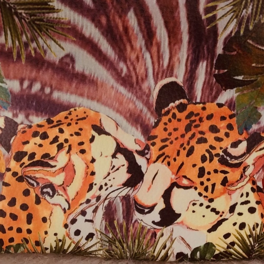 Sharif Hand-Painted Leather Shoulder Bag with Silk Scarf Key Chain - Picture 4 of 11